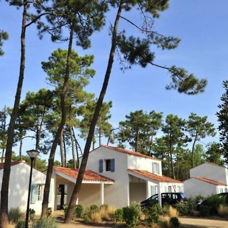 Villa L'Acacias Longeville-sur-Mer Exterior photo